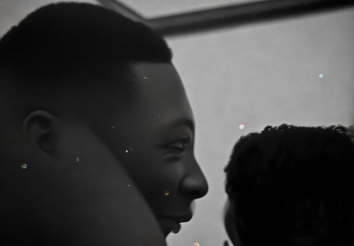 波士顿凯尔特人队运动明星泽维尔·提尔曼的职业运动员家庭生活温情侧写